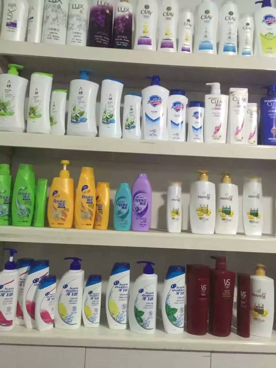 海飛絲洗發水 廣東生產商批發熱銷，助力日用品市場